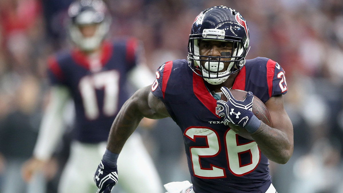 Ecuador Ewoks running back Lamar Miller scored 15.3 points in his team's victory over the defending champion Jamaica Jerks.
