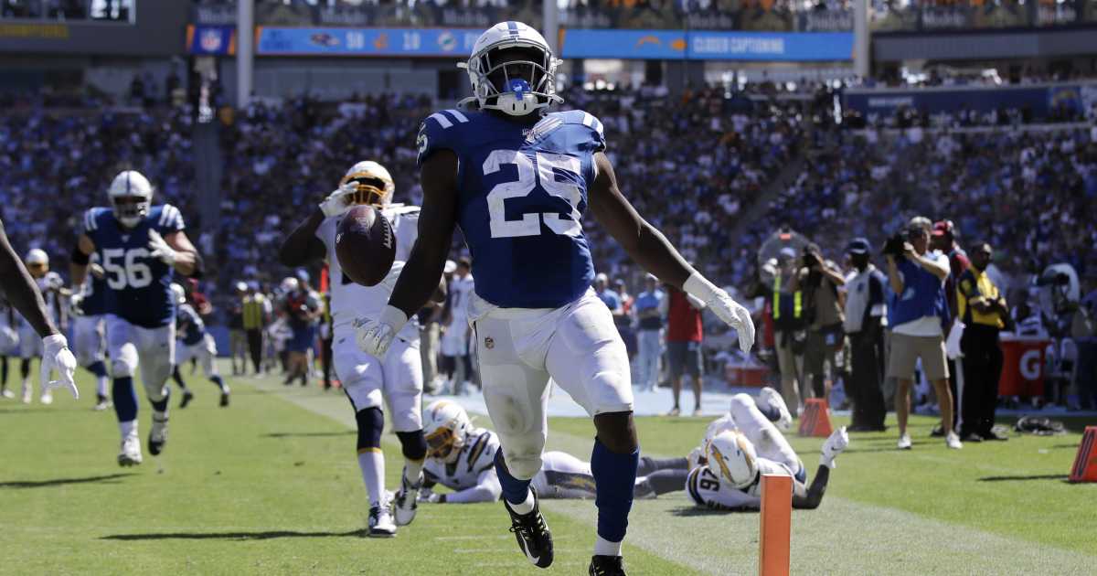RB Marlon Mack propelled the Scorpions to a huge victory.