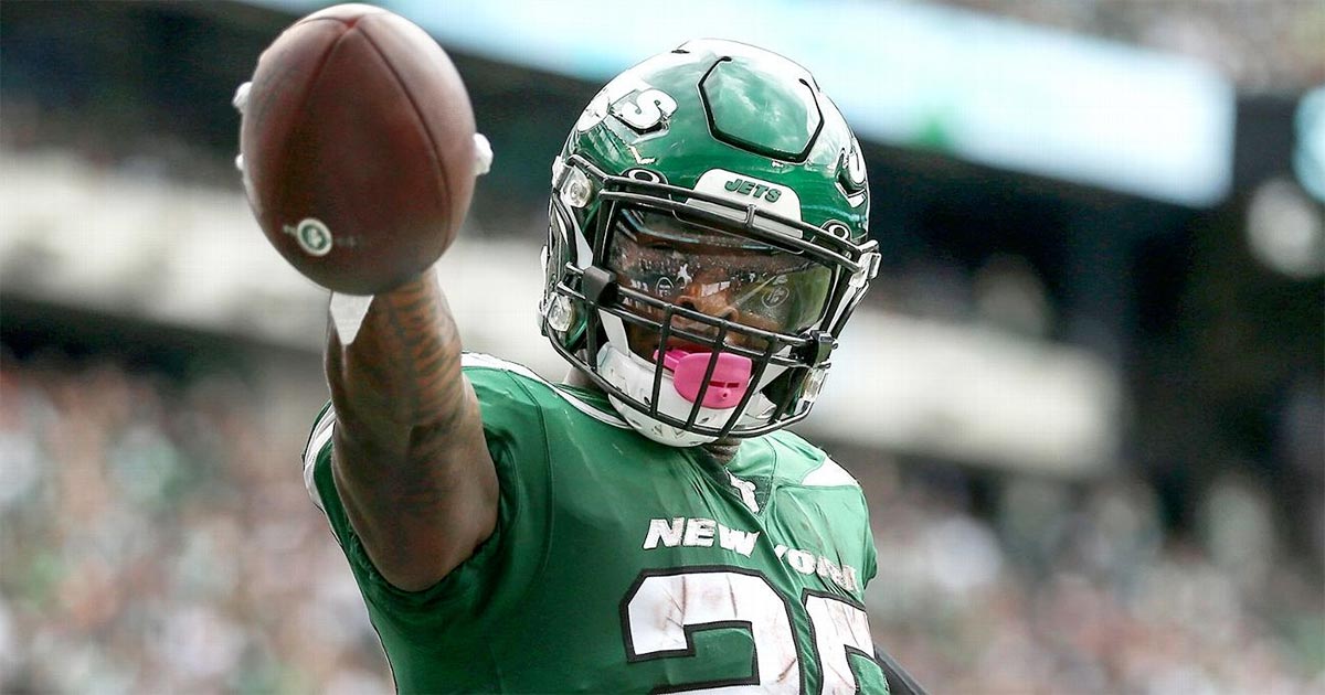 RB Le'Veon Bell finished with 23.5 points for the Kamikazes in their win.
