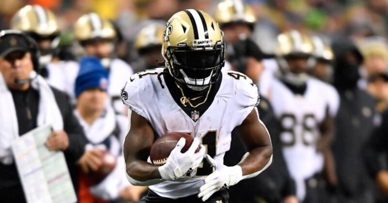 RB Alvin Kamara blew up for 37.9 points in San Juan's win.
